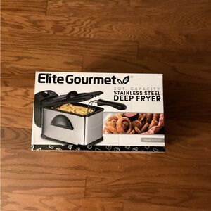 Stainless Steel Deep Fryer 2-Quart Immersion - Black and Silver